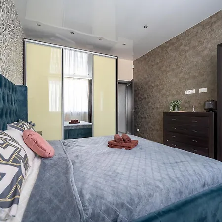 Apartment стильні просторі альтаір